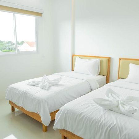 S1 Trang Hotel ภายนอก รูปภาพ