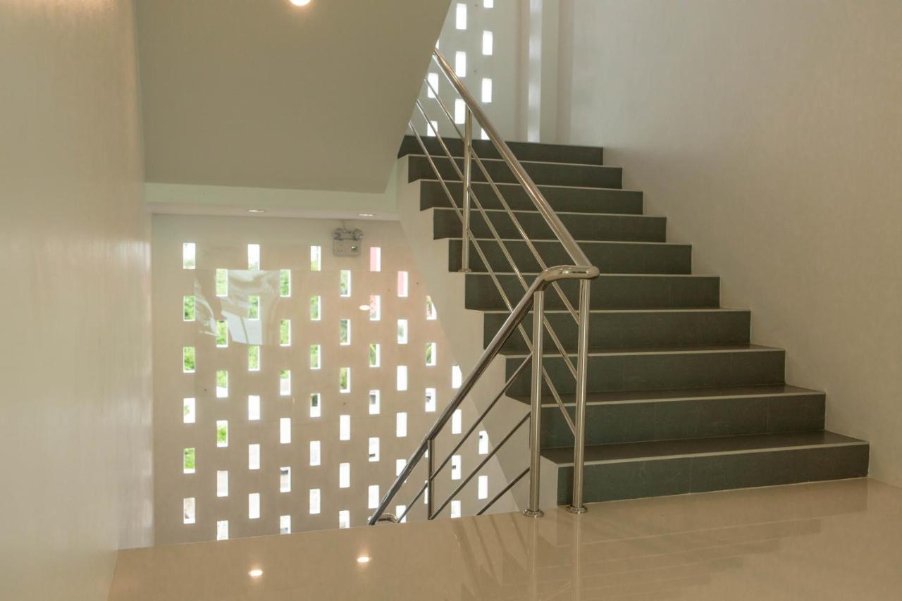 S1 Trang Hotel ภายนอก รูปภาพ